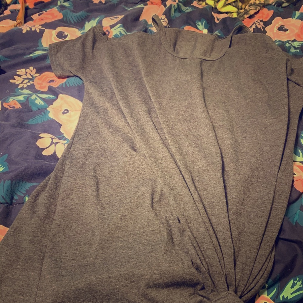 Grey shoulder less tshirt dress